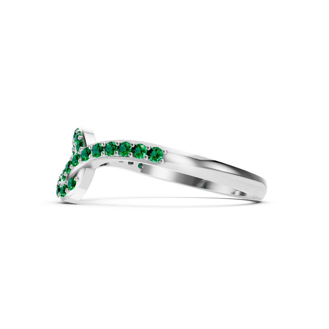 Colombian  Emerald Infinity Knot Ring